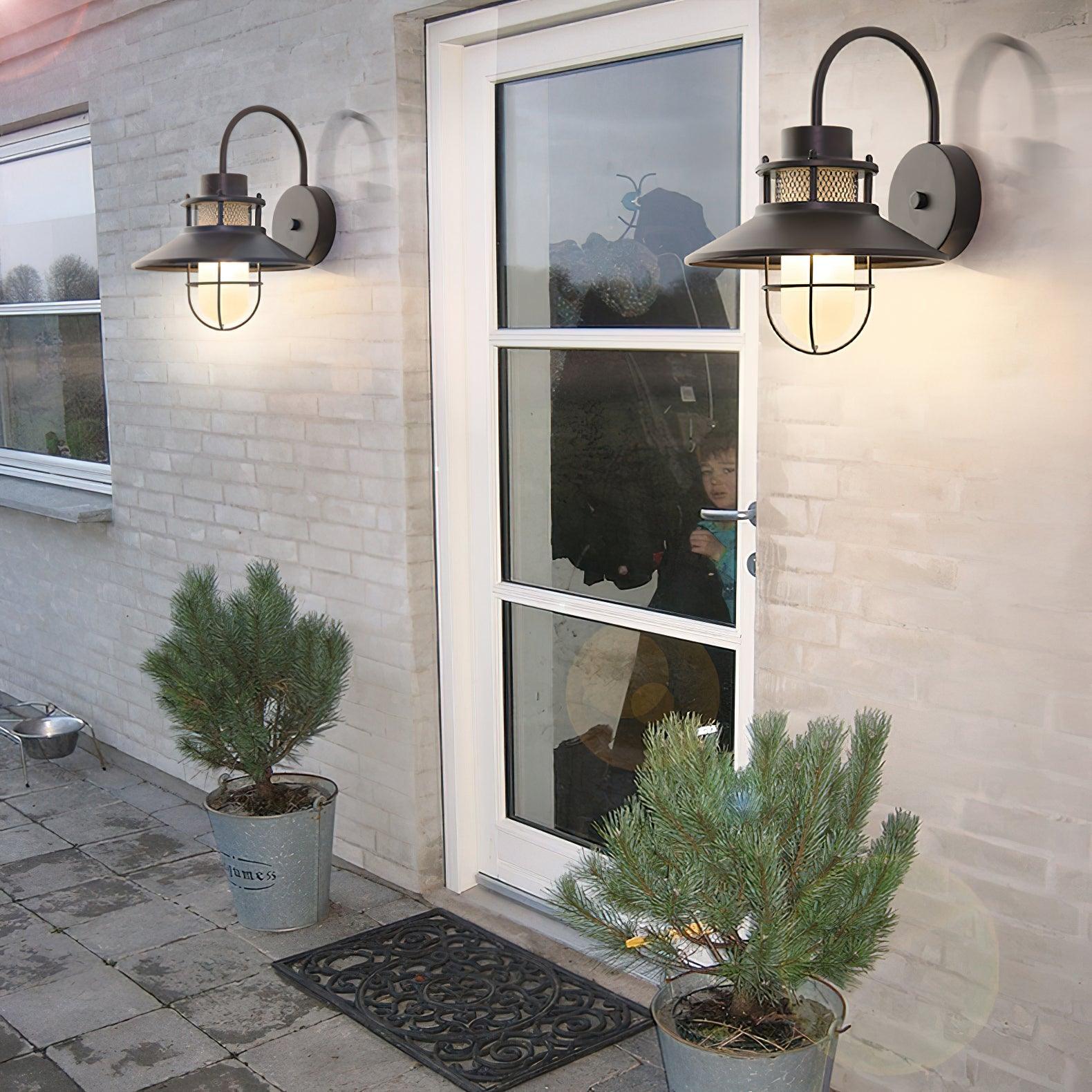 Felix Outdoor Wall Lamp | Industrial Waterproof Light Fixture